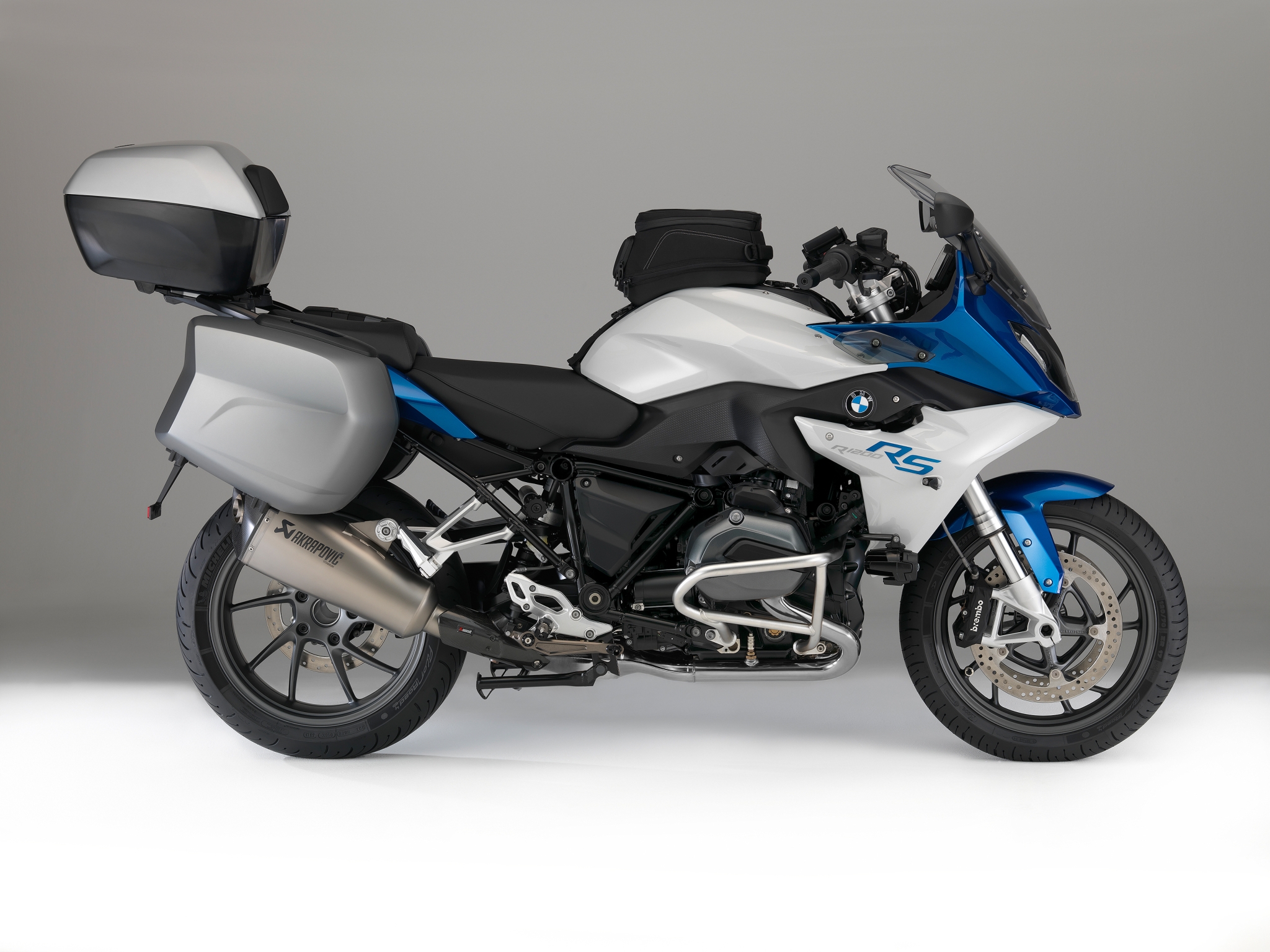 2015-bmw-r1200rs-photo-gallery_34